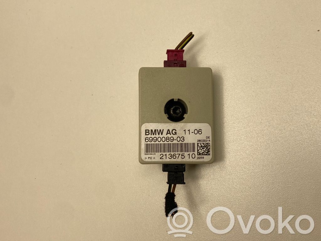 BMW X3 E83 Antenas pastiprinātājs 
