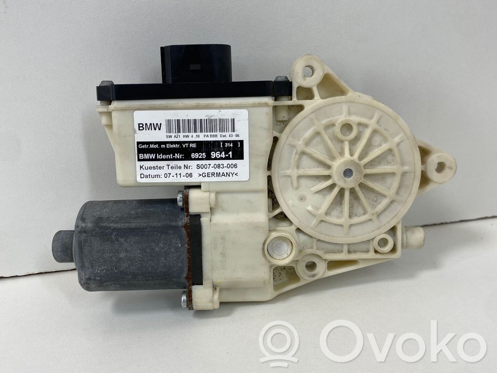 BMW X3 E83 Front door window regulator motor 