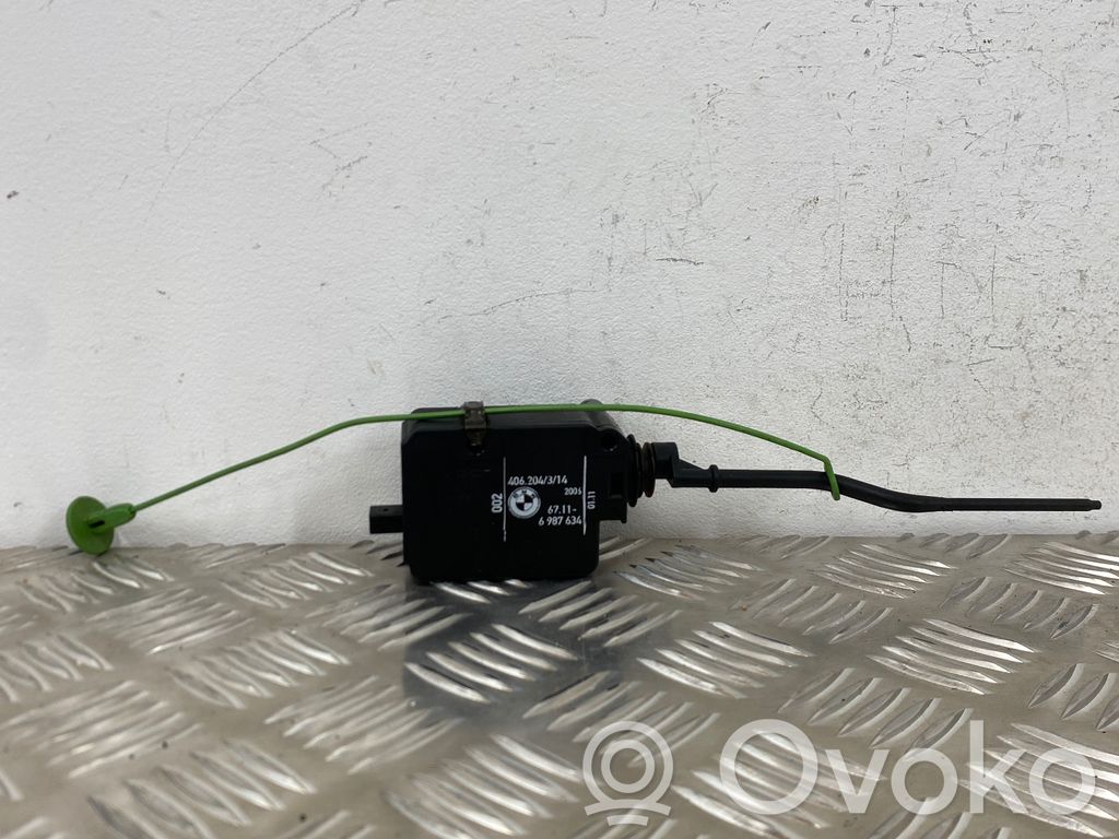 BMW X3 E83 Fuel tank cap lock 