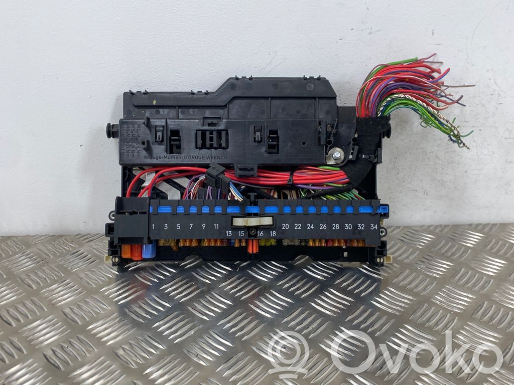 BMW X3 E83 Fuse module 