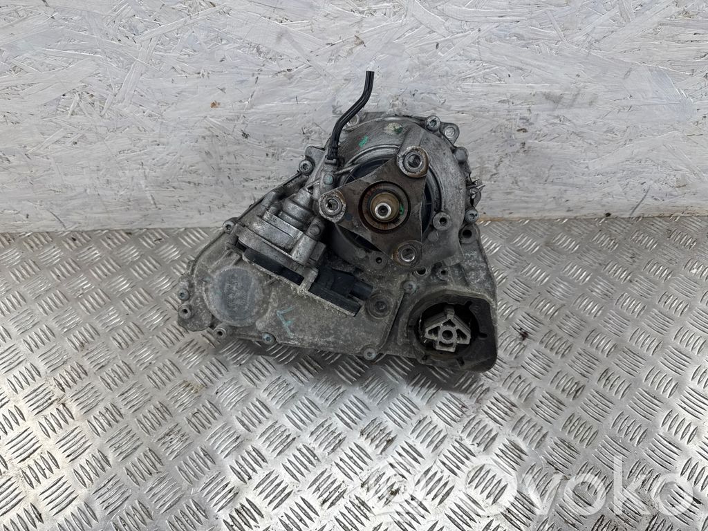 BMW X3 F25 Skrzynia rozdzielcza / Reduktor 