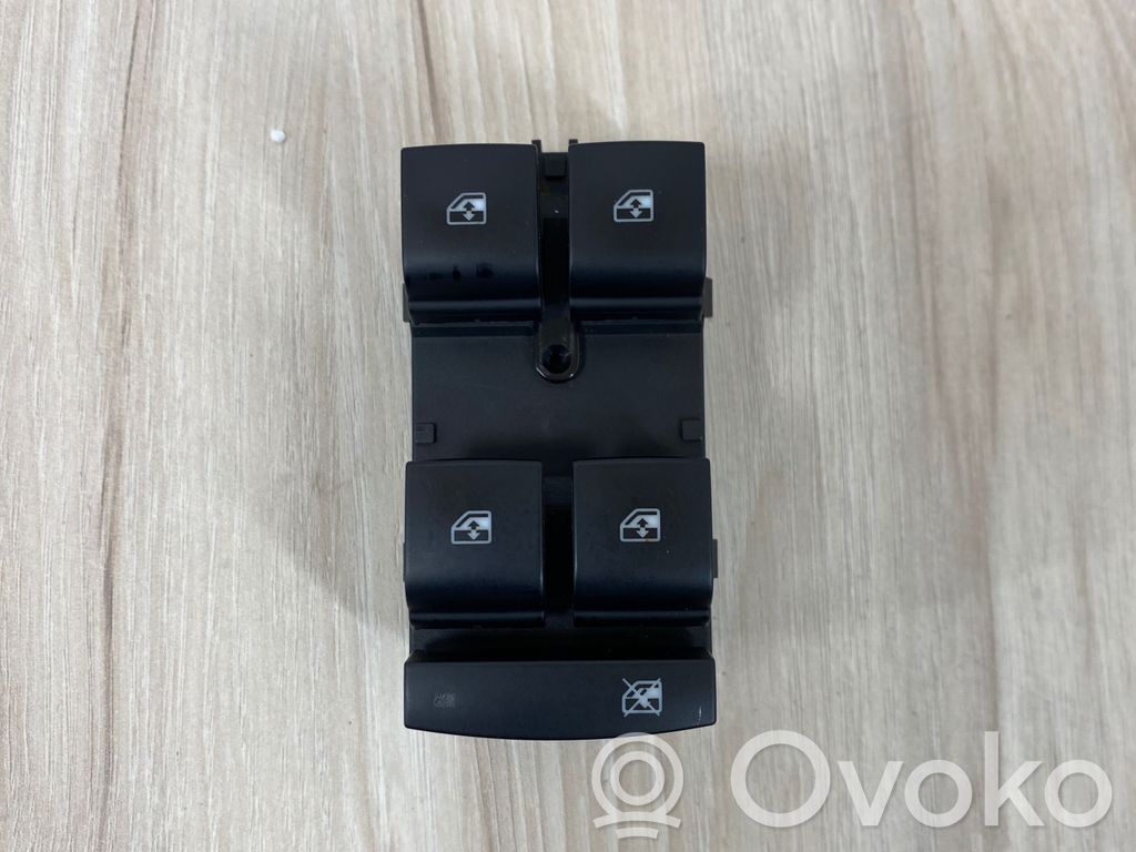 Opel Meriva B Przyciski szyb 
