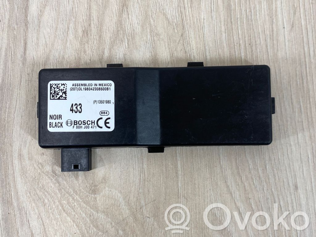 Opel Insignia A Door central lock control unit/module 