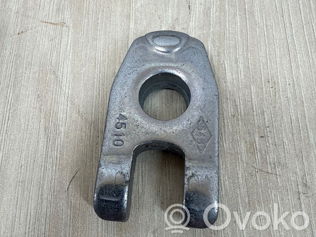 Dacia Duster Abrazadera del inyector de combustible 