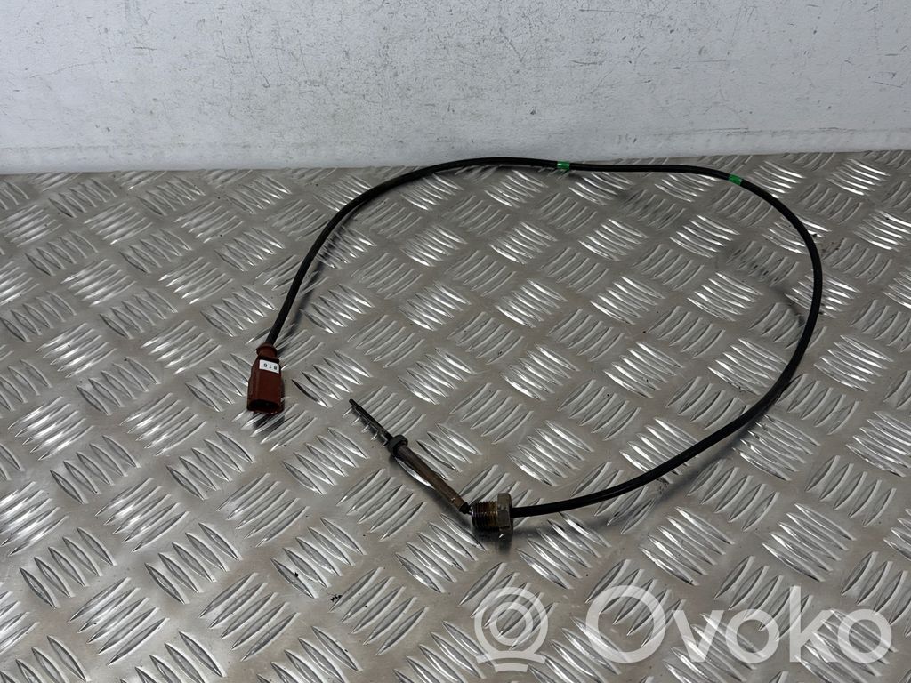 Volkswagen PASSAT B8 Exhaust gas temperature sensor 