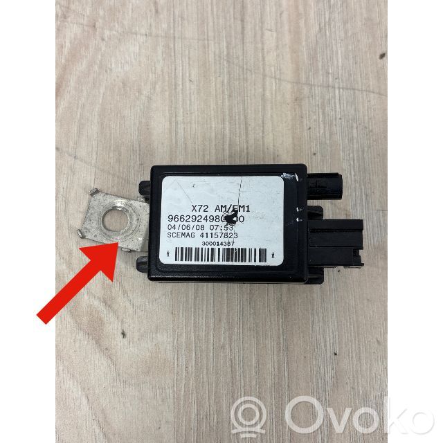 Citroen C5 Antenos stiprintuvas 