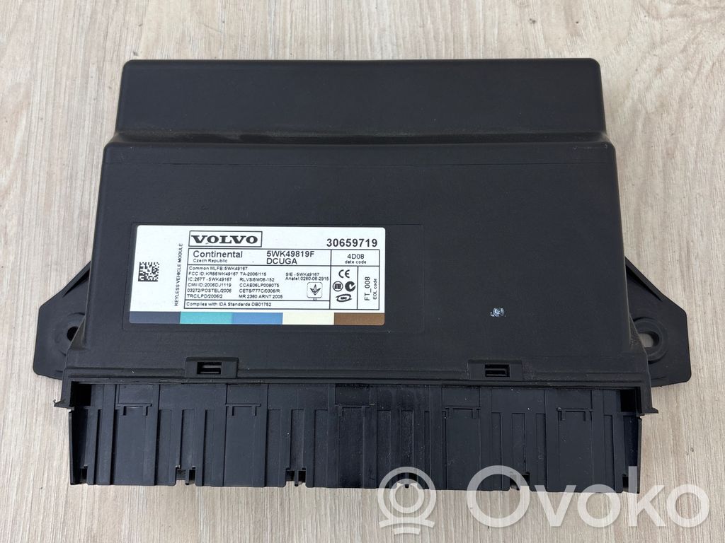 Volvo S80 Keyless (KESSY) go control unit/module 