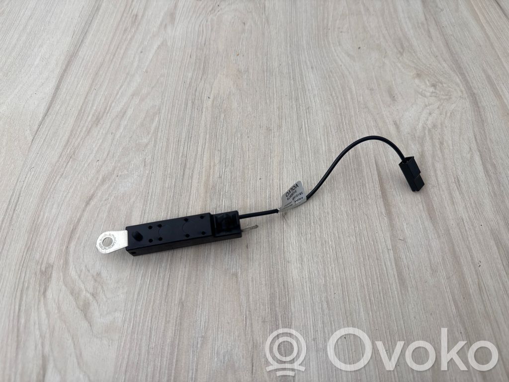 Volvo S80 Antenos stiprintuvas 