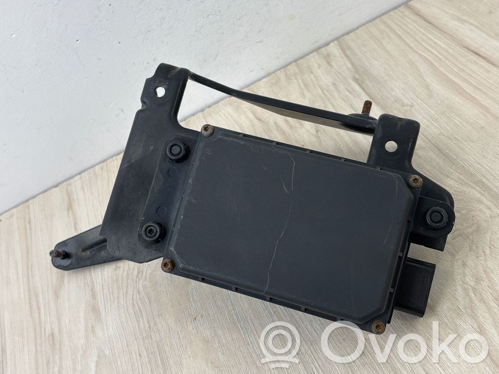 Volvo S80 Distronic sensor radar 