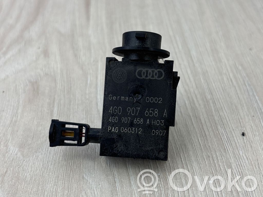Audi A4 S4 B8 8K Air quality sensor 