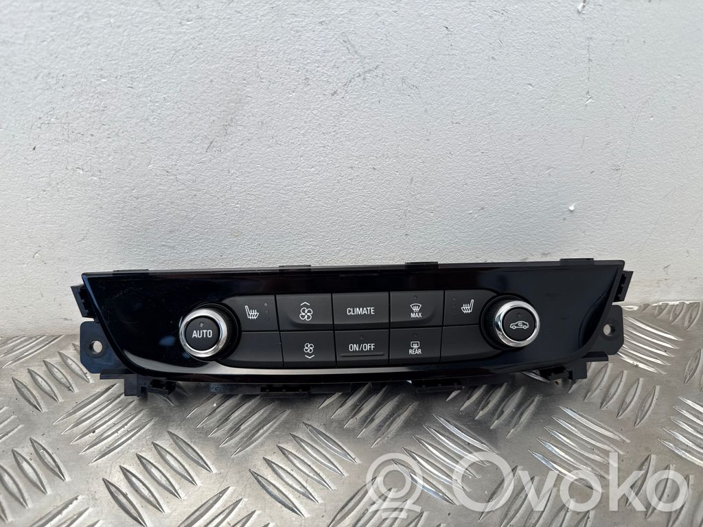 Opel Insignia B Climate control unit 