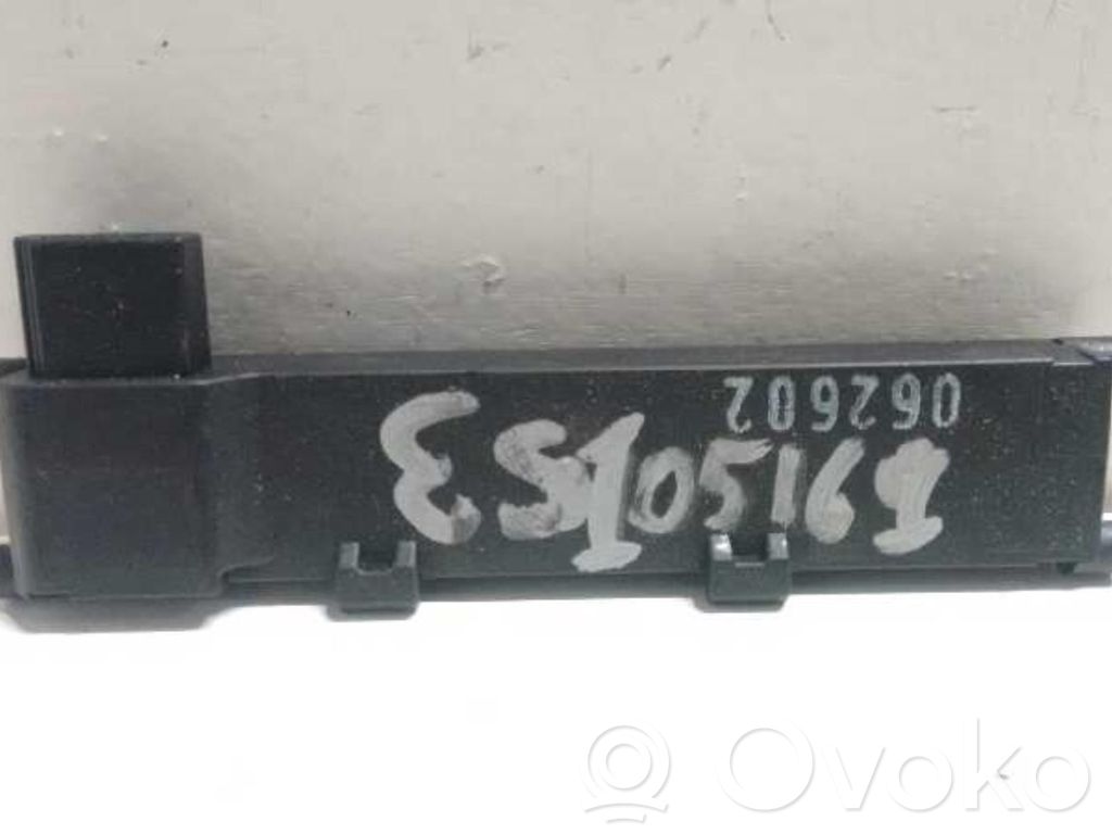 Opel Zafira B Sensor 