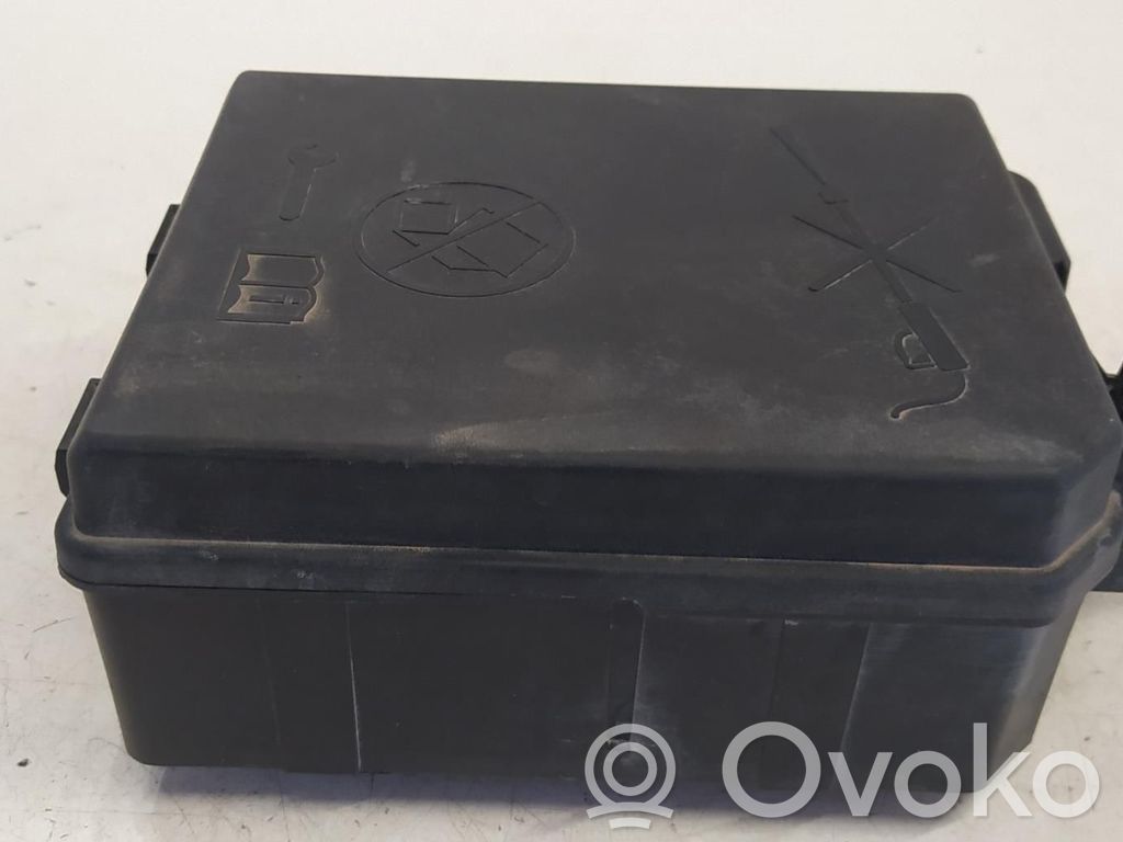 Opel Corsa E Fuse module 