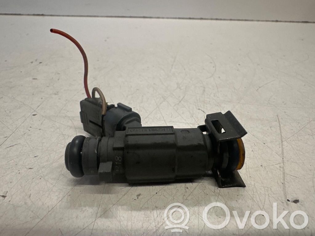 KIA Sephia Inyector de combustible 