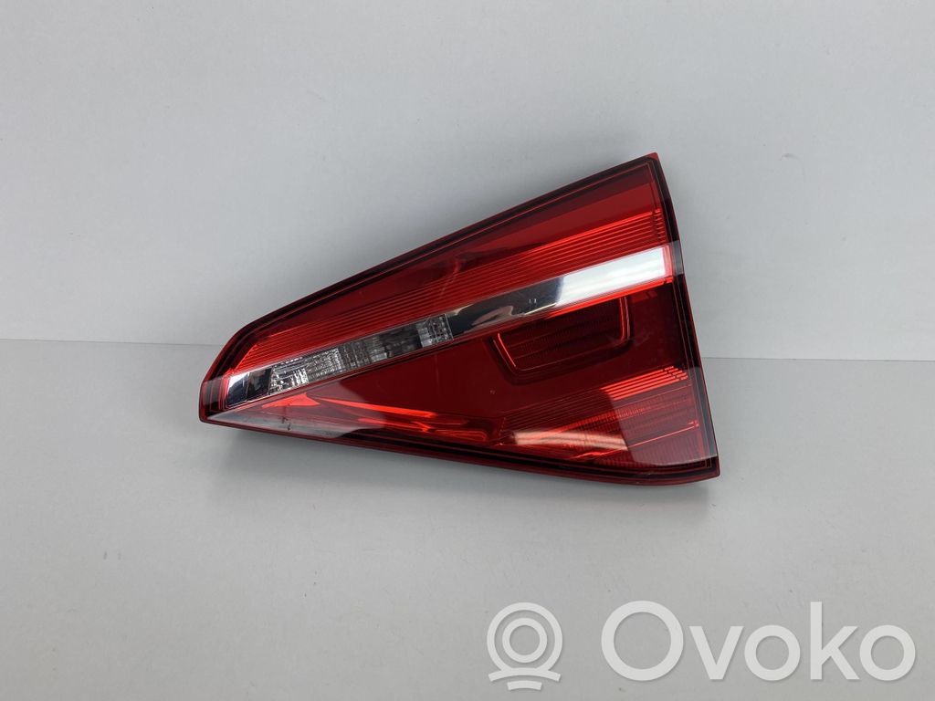 Volkswagen PASSAT B8 Lampa tylna 