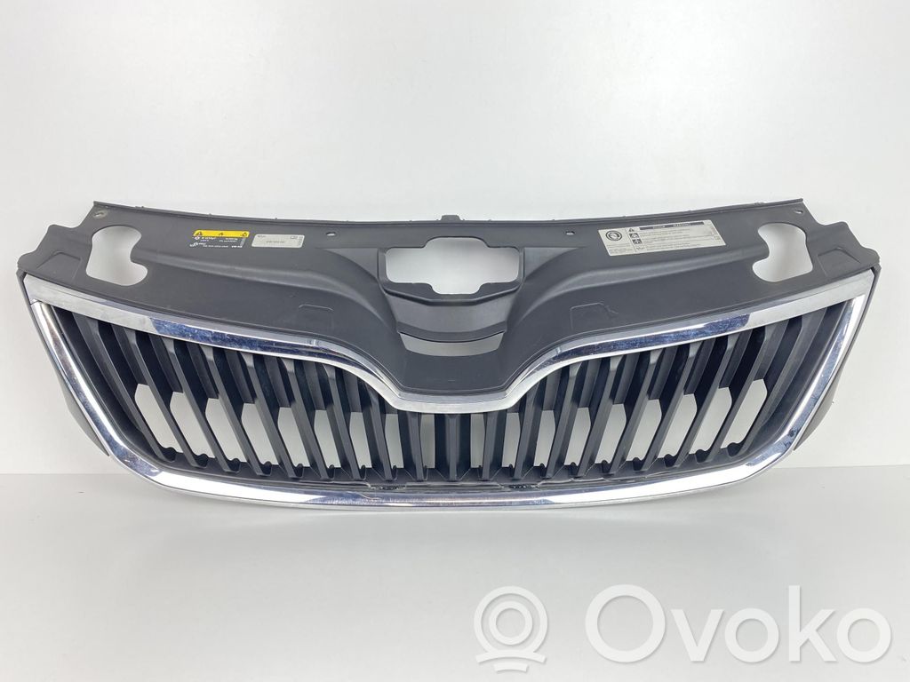 Skoda Rapid (NH) Augšējais režģis 