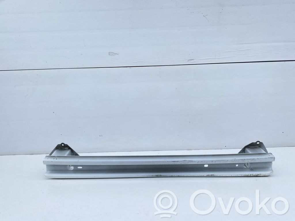 Toyota Yaris XP210 Belka zderzaka tylnego 