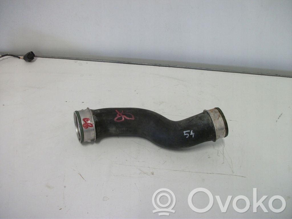 Volkswagen Tiguan Intercooler hose/pipe 