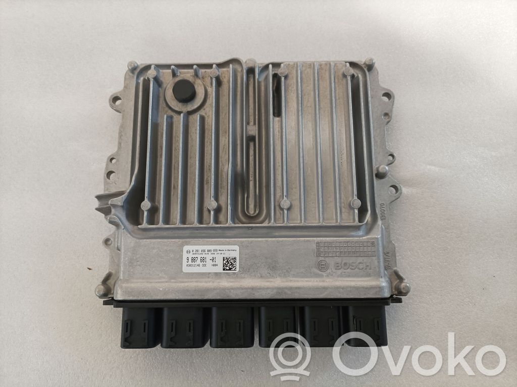 BMW X7 G07 Komputer / Sterownik ECU silnika 