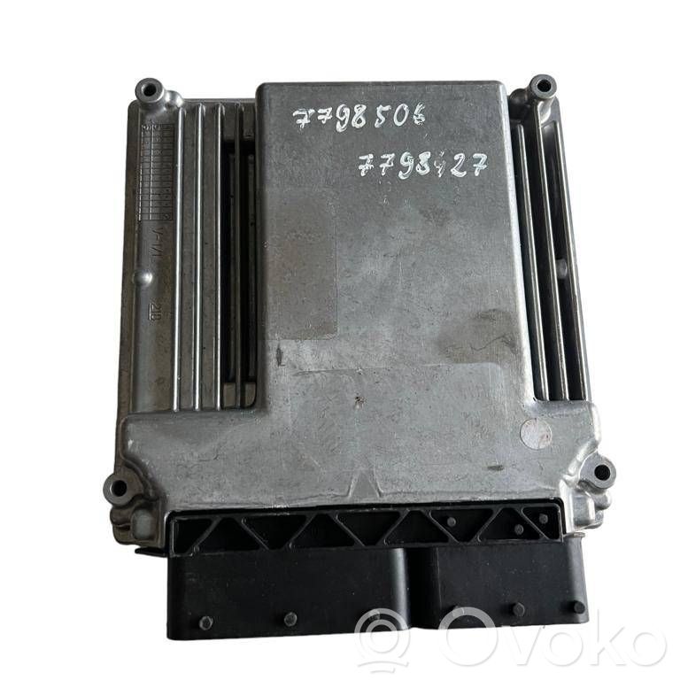 BMW 7 E65 E66 Variklio valdymo blokas 