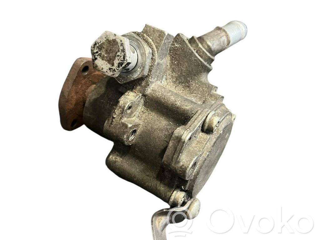 BMW 3 E90 E91 Power steering pump 