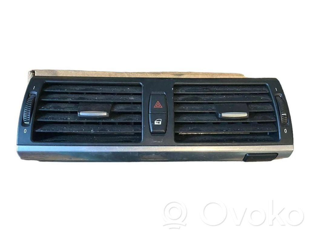 BMW X5 E70 Centrinės oro grotelės 