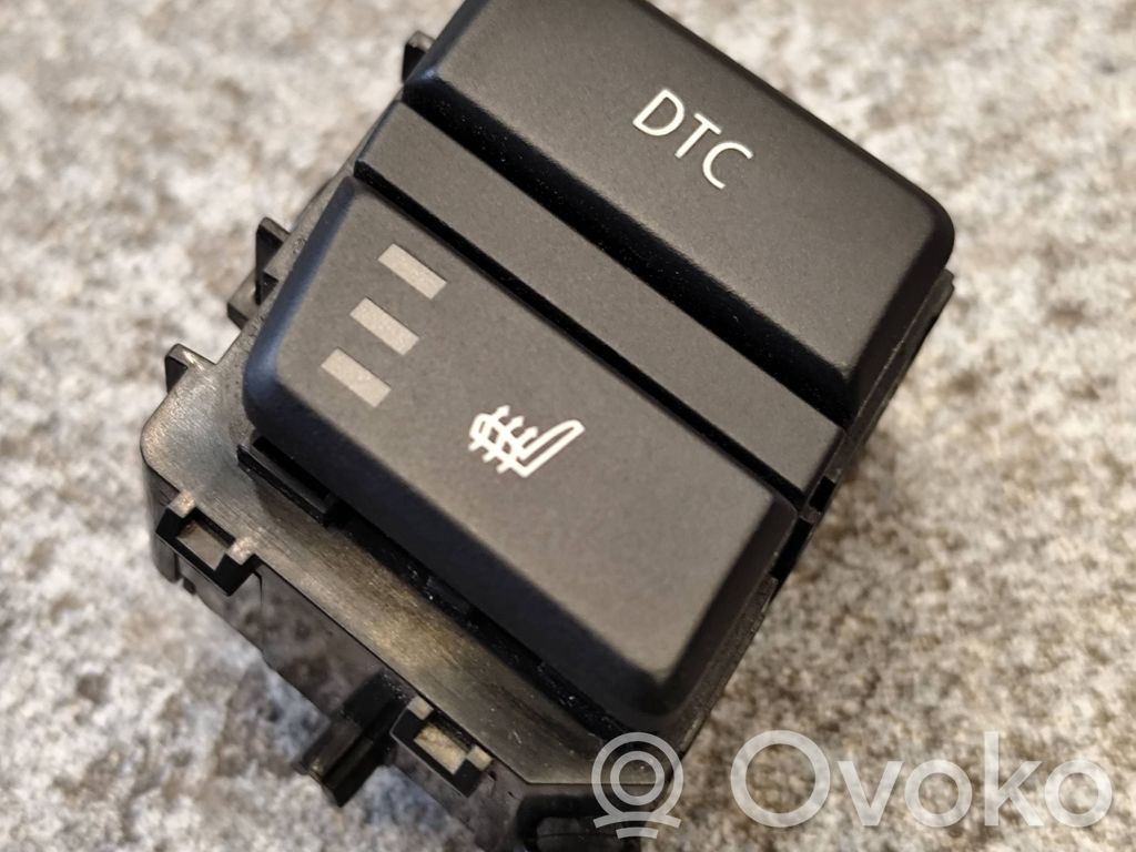 BMW 5 E60 E61 Seat heating switch 