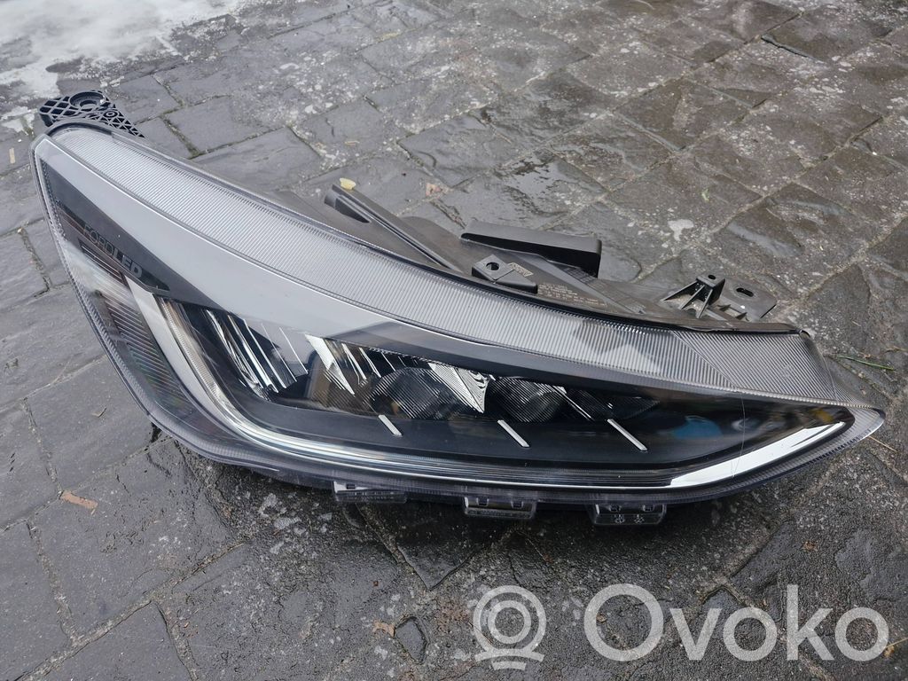 Ford Focus Headlight/headlamp 