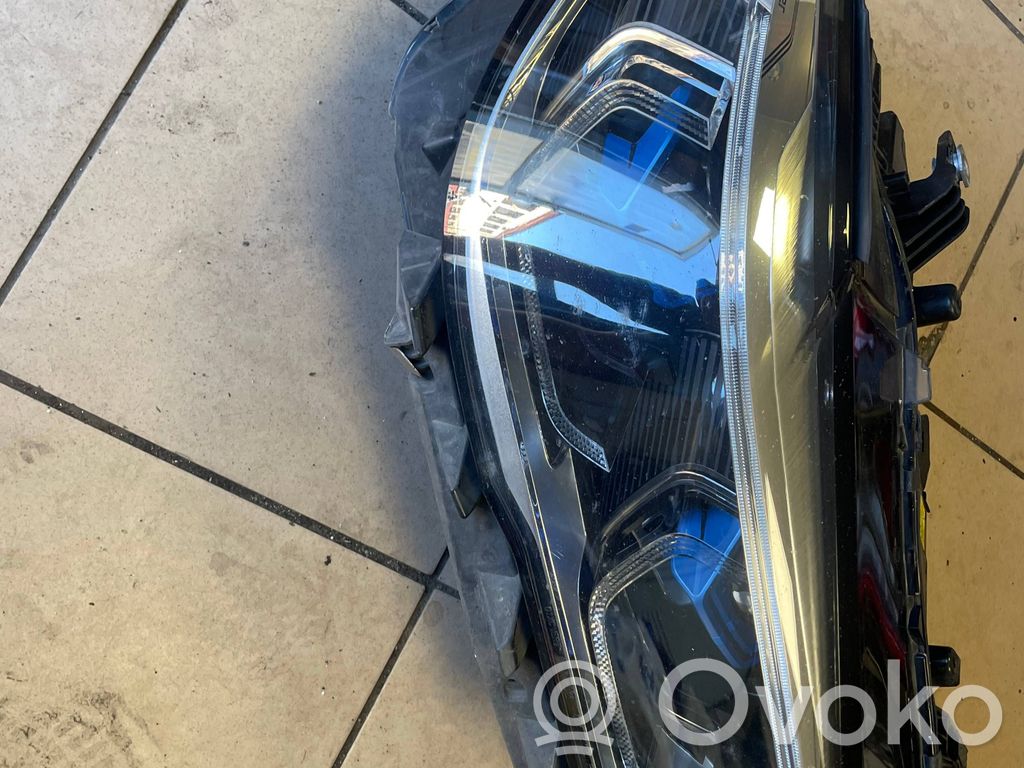BMW X5 G05 Lampa przednia 