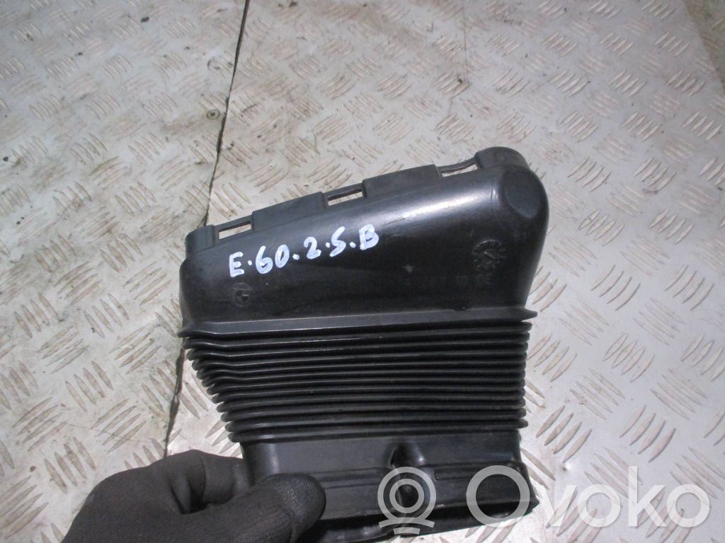 BMW 5 E60 E61 Šļūtene (-es) / caurule (-es) 
