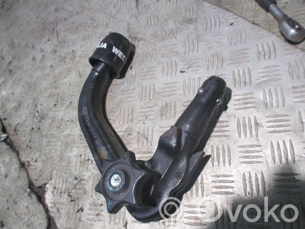 BMW 5 E39 Nuimamas kablys 