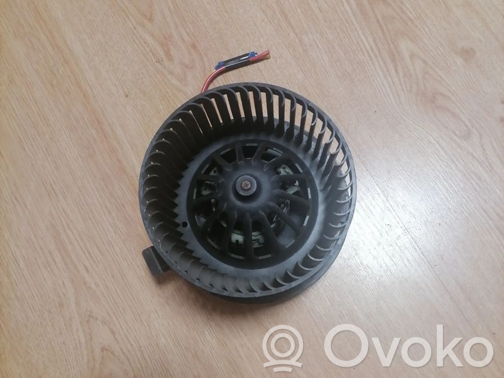 Mazā radiatora ventilators   N106819S