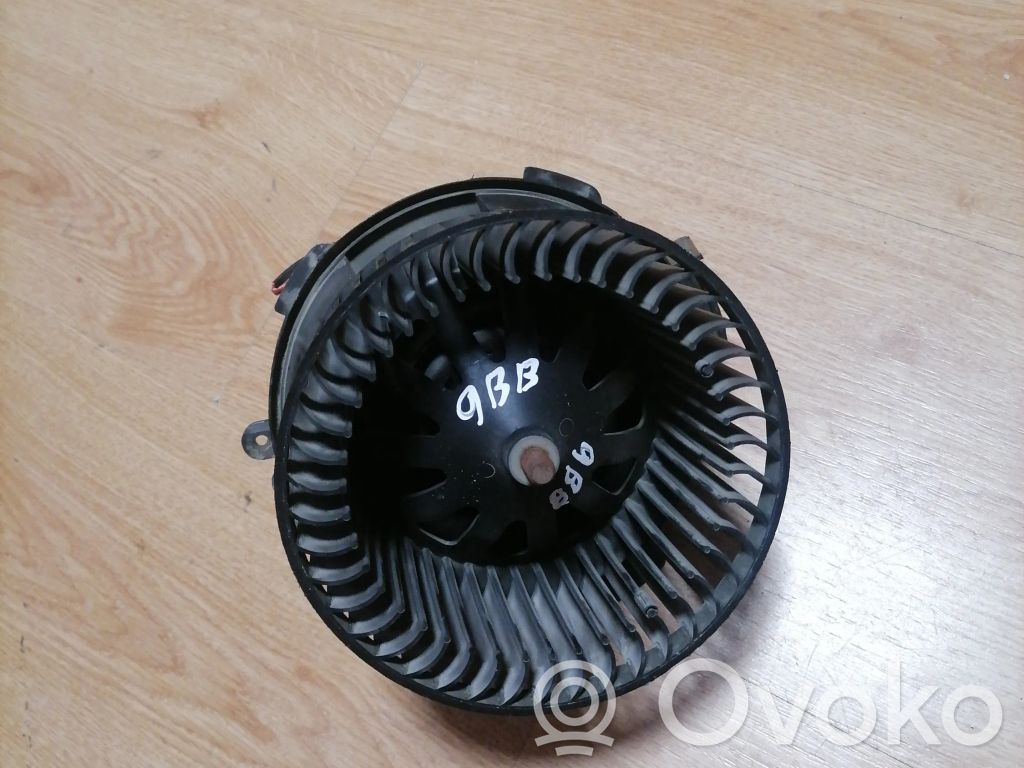 Peugeot 206 Mazā radiatora ventilators 