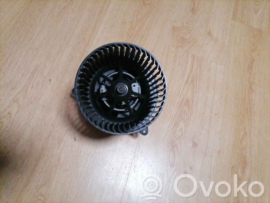 Ford Mondeo Mk III Mazā radiatora ventilators 