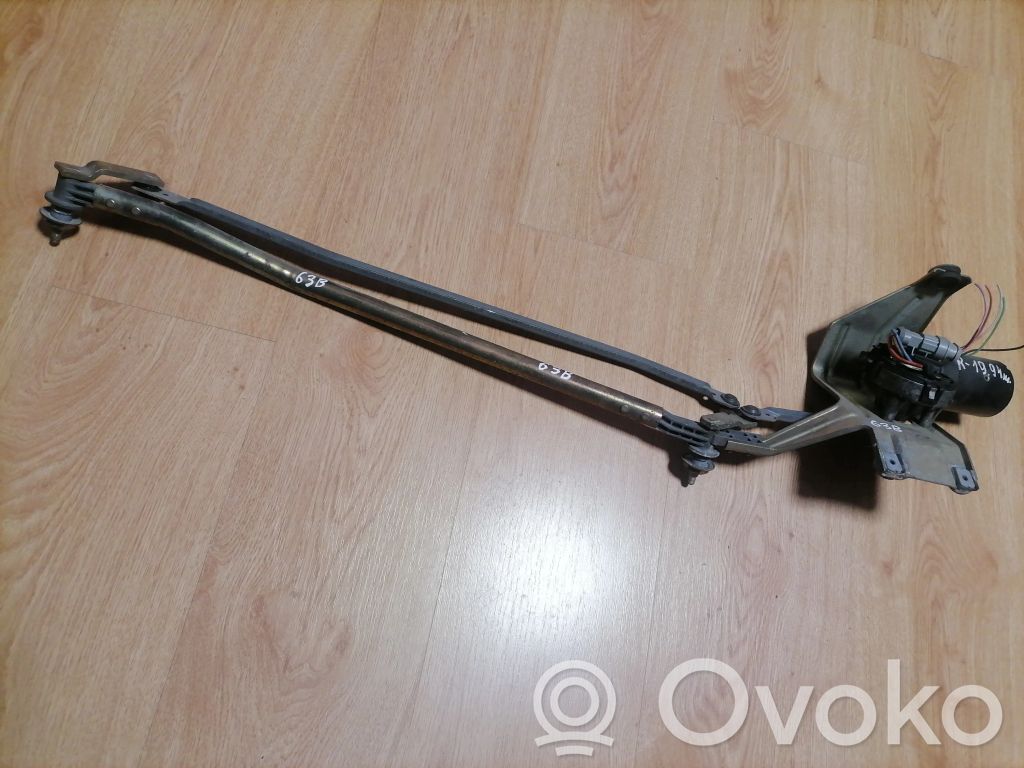 Renault 19 Front wiper linkage and motor 