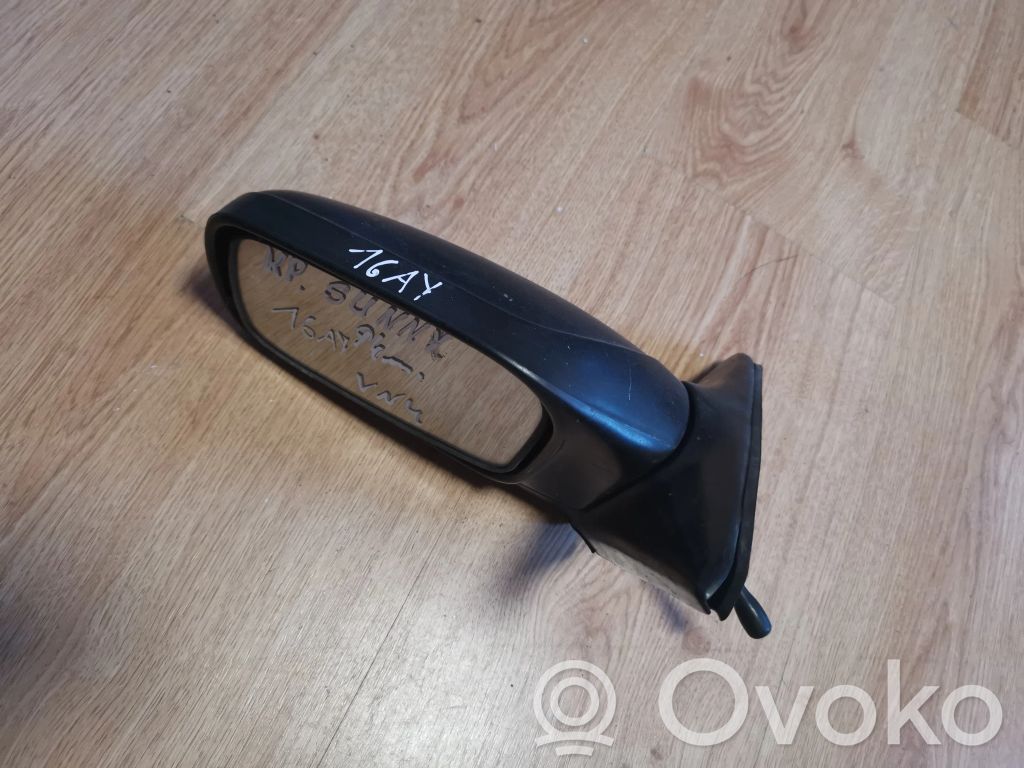 Nissan Sunny Manual wing mirror 