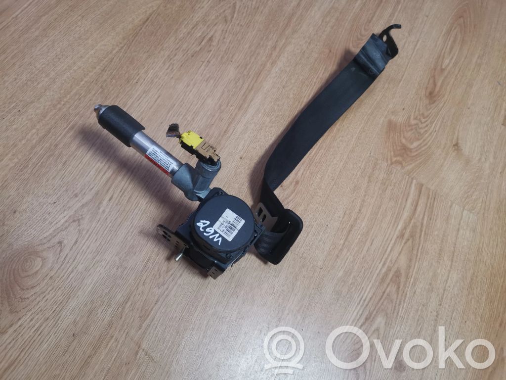 Volvo S60 Cinturón trasero 