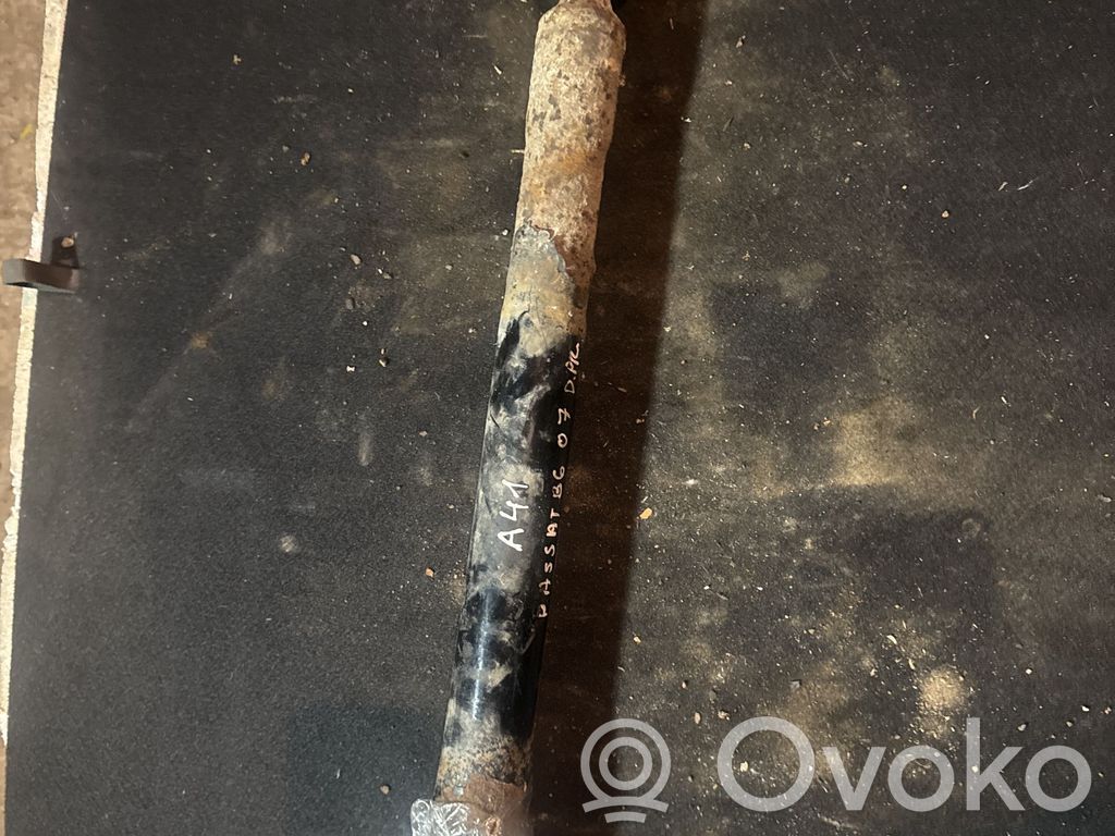 Półoś przednia   1Q0407272