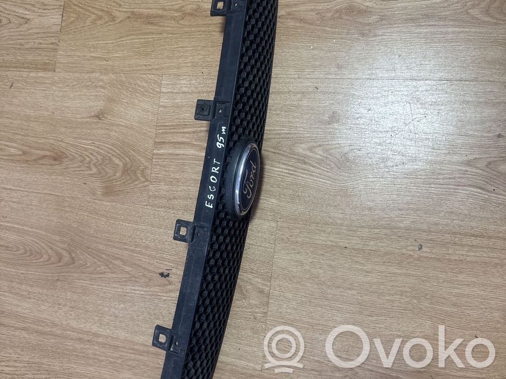 Ford Escort Front bumper upper radiator grill 
