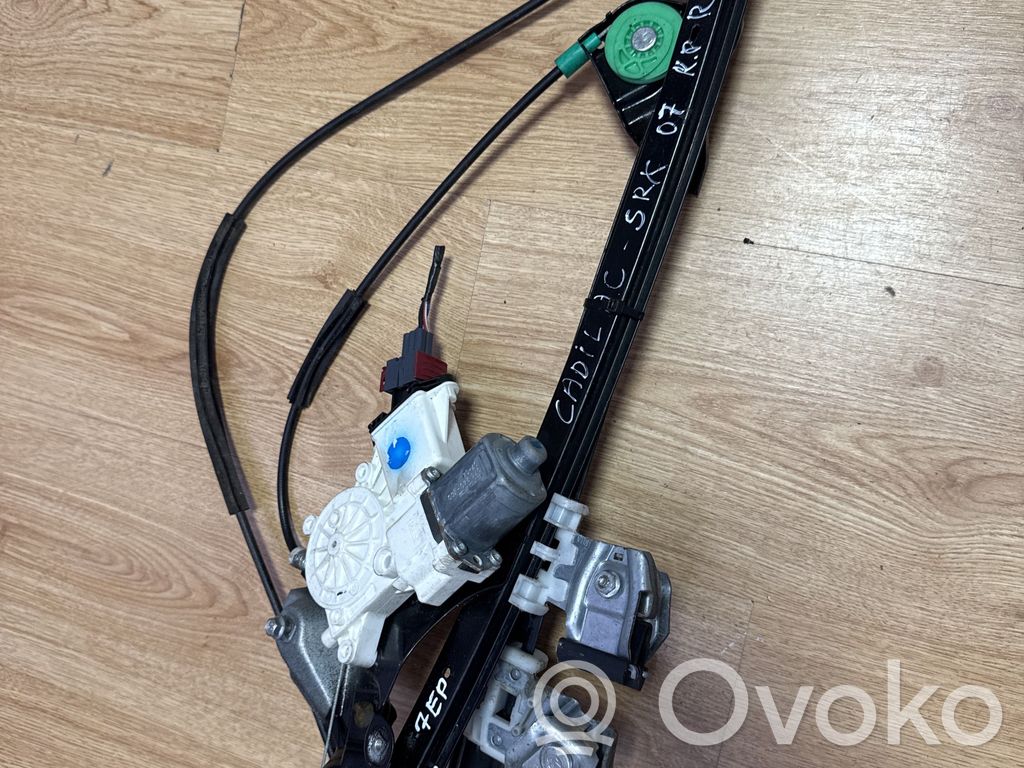Elektryczny podnośnik szyby drzwi przednich   00035583,977396101