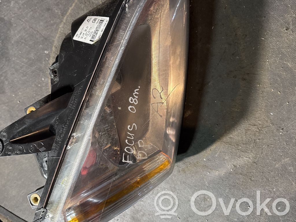 Ford Focus Headlight/headlamp 