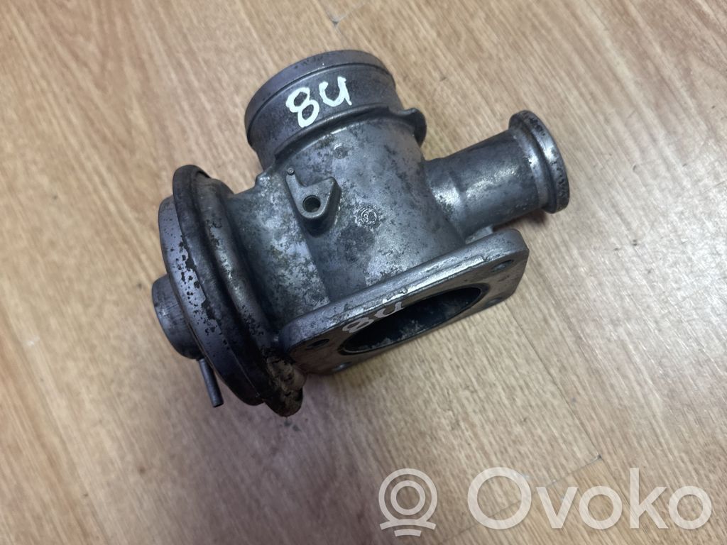 BMW 5 E39 EGR valve 