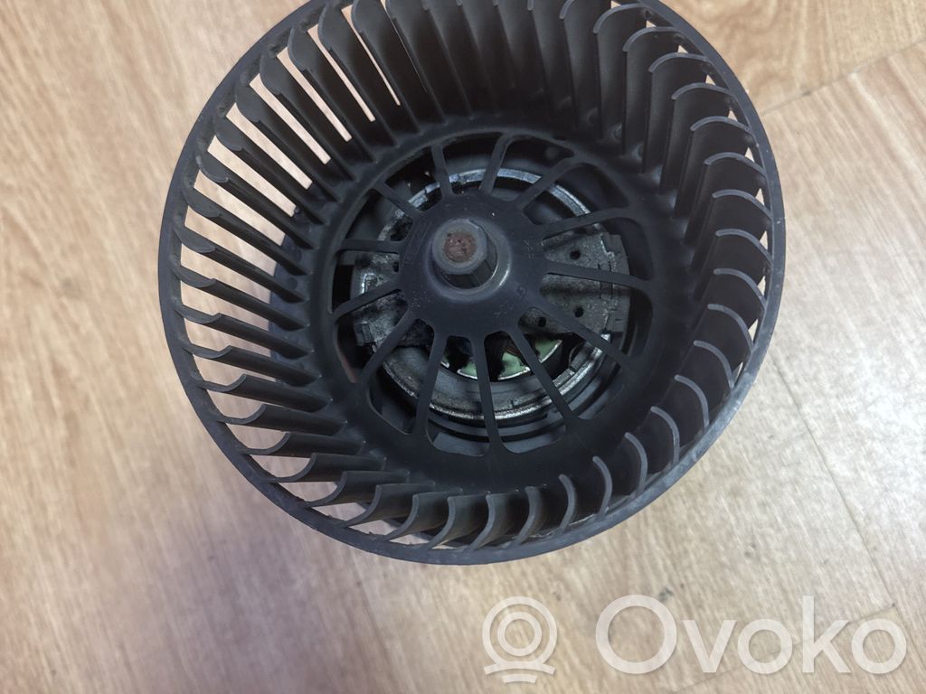 Ford Focus Mazā radiatora ventilators 
