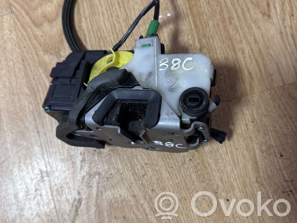 Opel Insignia A Zamek drzwi tylnych 