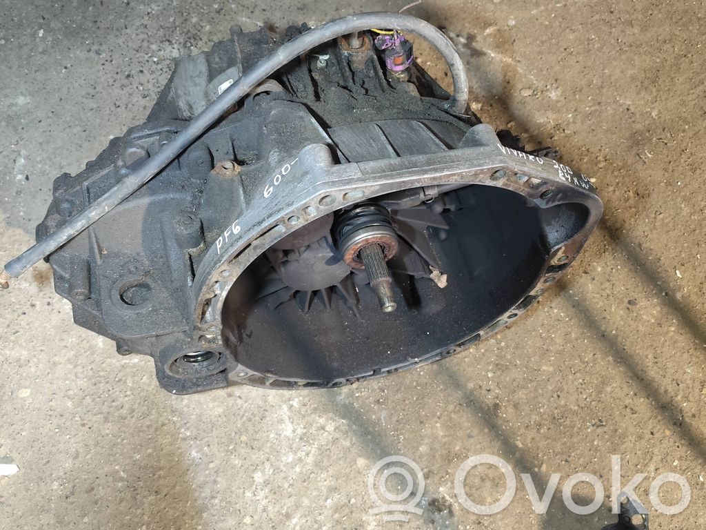 Opel Vivaro Manualna 6-biegowa skrzynia biegów 