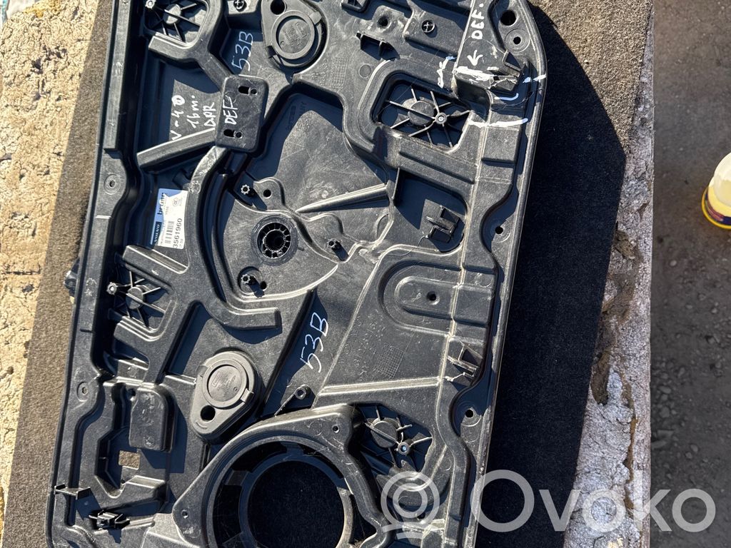 Volvo V40 Front window lifting mechanism without motor 