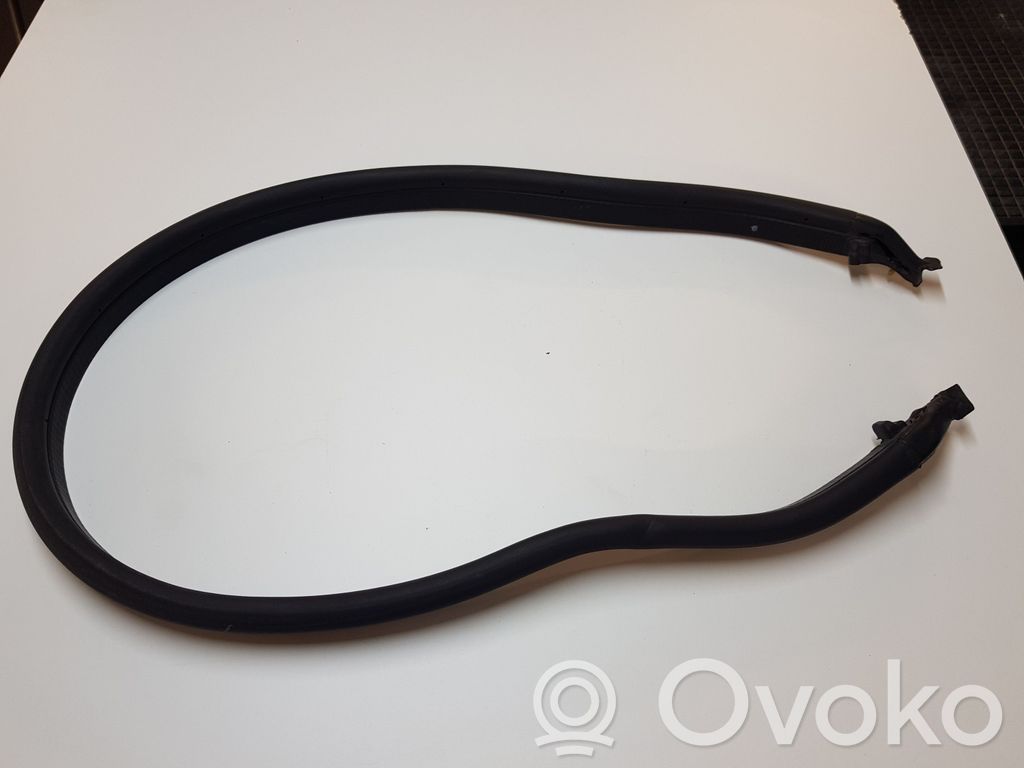 Dodge Durango Engine compartment rubber 