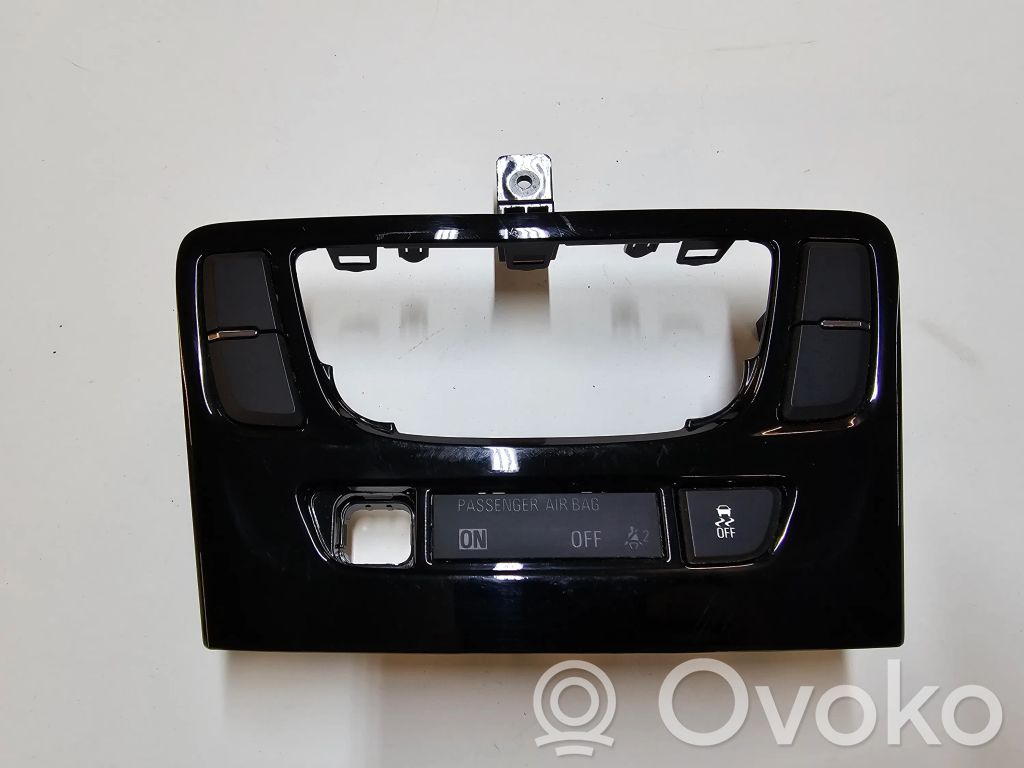 Buick Encore I Climate control/heater control trim 