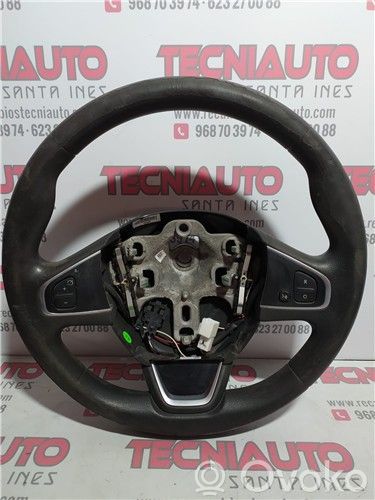 Renault Clio IV Steering wheel 