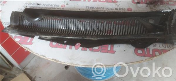 Ford Mondeo MK I Apărătoare ștergătoare 